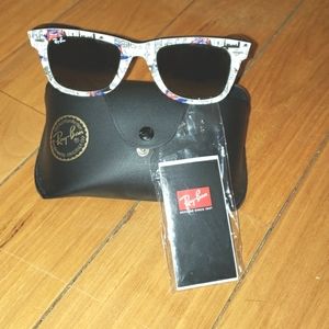 RAY-BAN White Wayfarer Sunglasses Special Series #8 London print #unisex